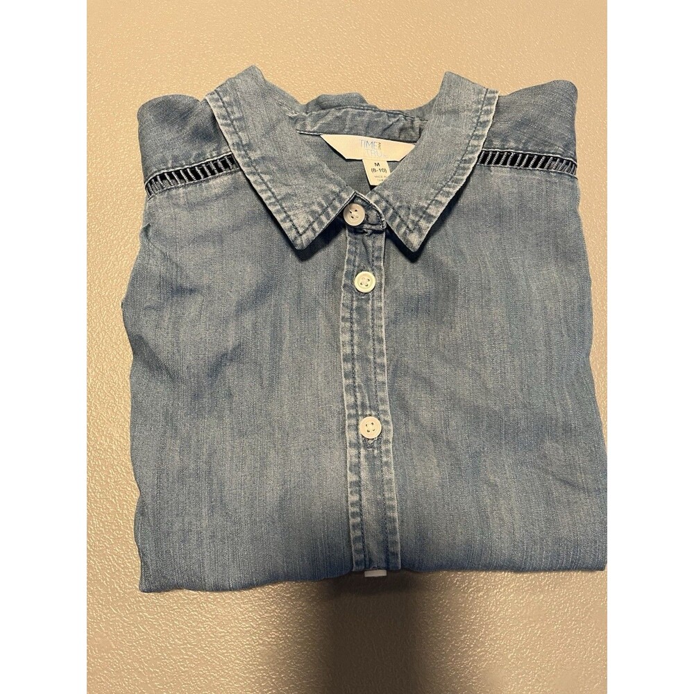 Time & Tru Extended Sleeve Chambray Womens Top Medium Blue Line Lace Accent NWOT